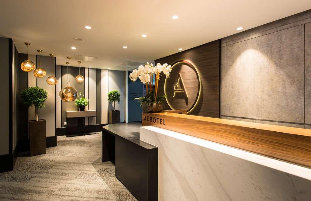 Aerotel London Heathrow Интериор снимка